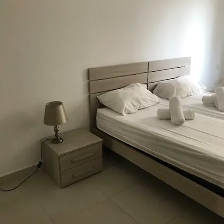 Appartement Arturo Mercieqa 3 *